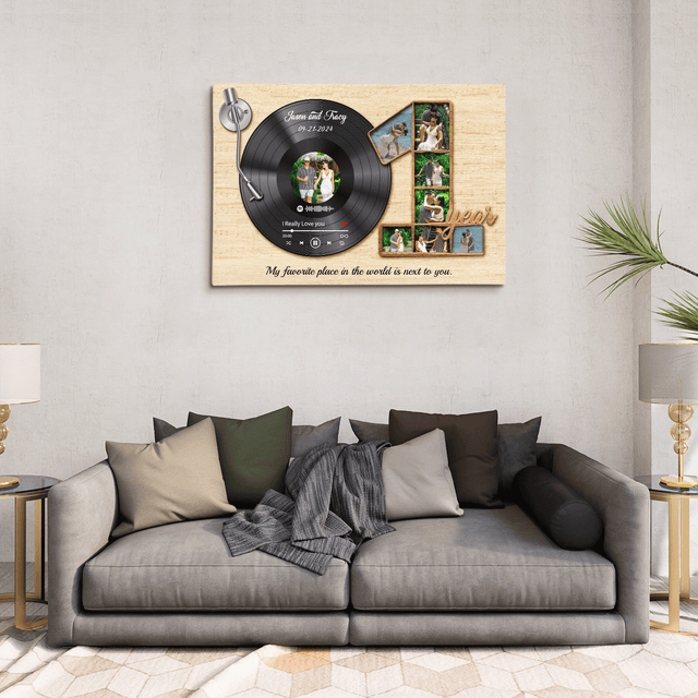 Unique 1st anniversary gift idea with Spotify-style design