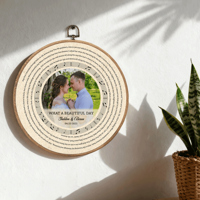 Personalized Song Lyrics Vinyl Record - Framed Round Wall Art - KAMI02