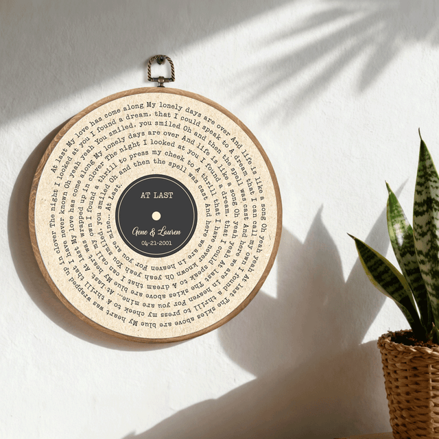 Personalized Song Lyrics Vinyl Record - Framed Round Wall Art - KAMI04