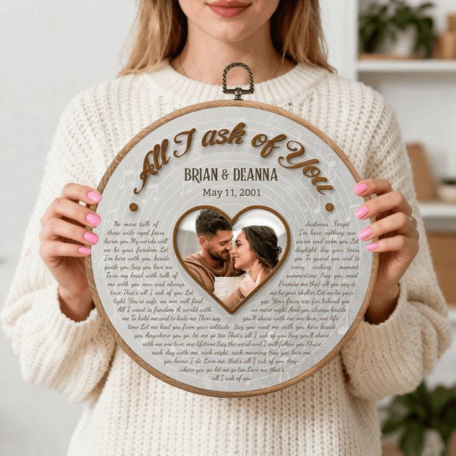 Personalized Song Lyrics Vinyl Record - Framed Round Wall Art - KAMI07