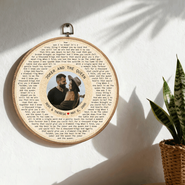 Personalized Song Lyrics Vinyl Record - Framed Round Wall Art - KAMI09