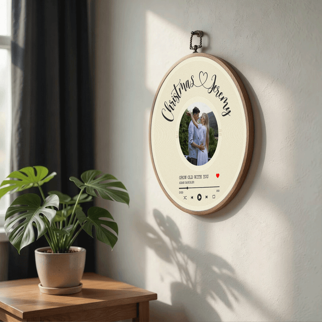 Personalized Song Lyrics Vinyl Record - Framed Round Wall Art - KAMI11