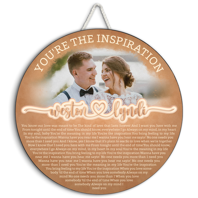 Custom Round Wooden Sign, Couple Portrait Watercolor