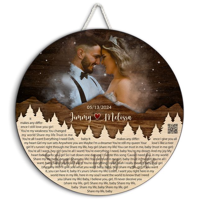Personalized Couple Portrait & Lyrics Round Wood Sign