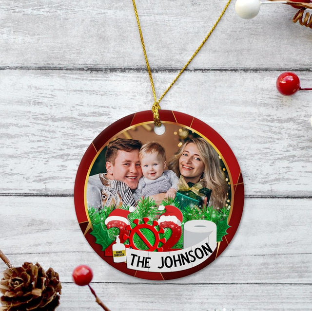 Custom Upload Photo And Family Name 2020 Gold Red Background Decorative Christmas Circle Ornament 2 Sided