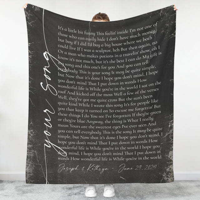 Personalized Song Lyrics Blanket – Cherish Your Special Tune