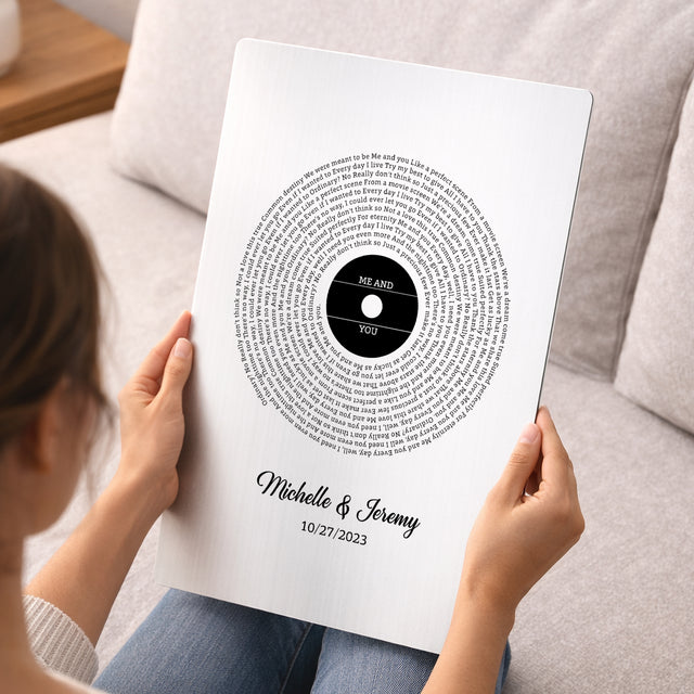 Personalized Vinyl Song Lyrics Circle Metal Print