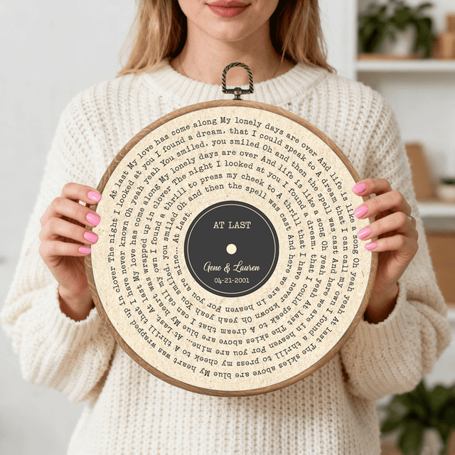Personalized Song Lyrics Vinyl Record - Framed Round Wall Art - KAMI04
