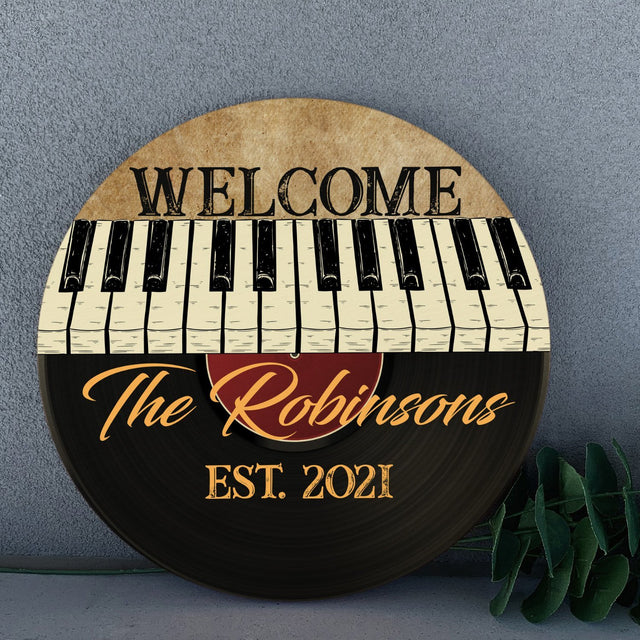 Custom Welcome Sign, Personalized Family Name And Text Round Wood Sign